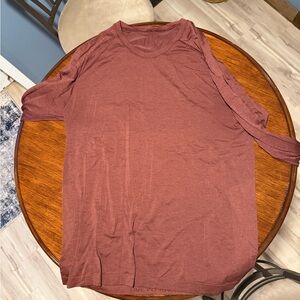 Men’s large Lululemon metal vent tech long sleeve T